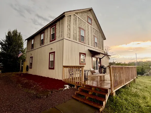 1443 Hamlin Hwy, Lake Ariel, PA 18436