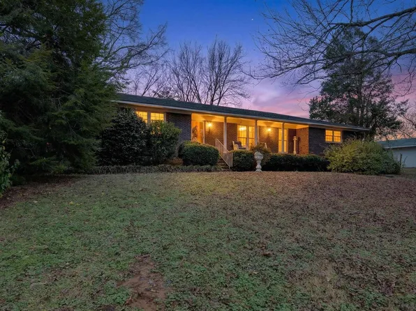 4863 Eulaton Rd, Anniston, AL 36201