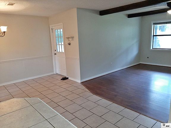 4th image of 121 Hardwood Dr
