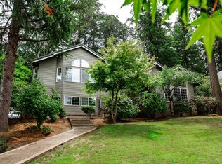 2660 Bowmont Dr, Eugene, OR 97405