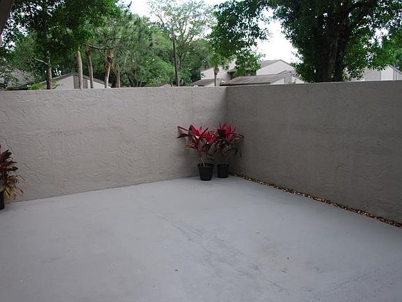 5th image of 100 Eastwind Ln