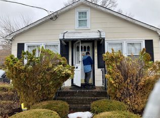 167 Cedar Road E, Mastic Beach, NY 11951