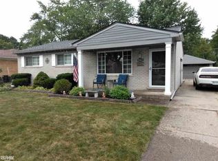29411 Pinto Dr, Warren, MI