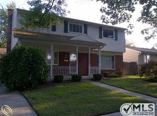 34951 Stellwagen St, Wayne, MI 48184
