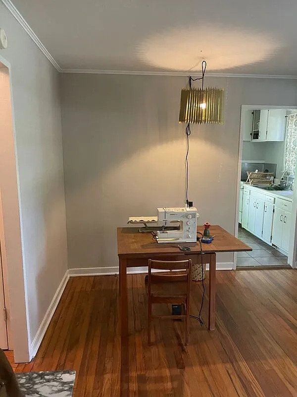 2 bed, 1.0 bath, 845 sqft, $1,700 — Photo 2