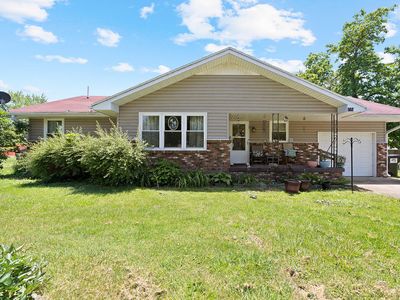 214 E Center Avenue, Seymour, MO, 65746