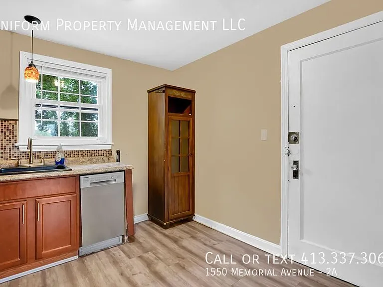 1550 Memorial Ave #2A — Photo 17