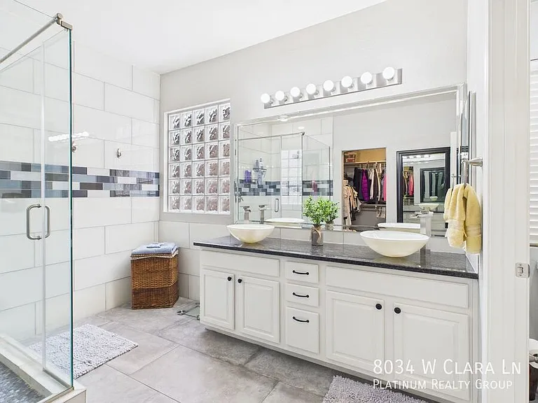 8034 W Clara Ln — Photo 15