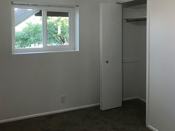5th image of 10374 S Weeping Willow Dr