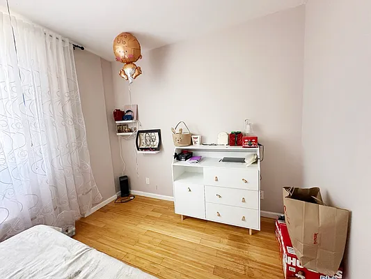 Sold by Brooklyn Property Group LLC | media 39