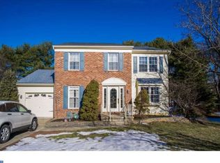 7 Crater Ct, Sewell, NJ 08080