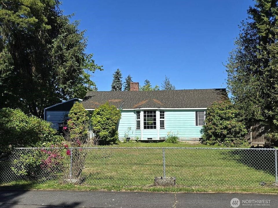1st image of 17417 Spruce Way