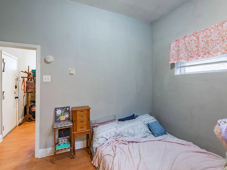 2123 Spring Garden Street — Photo 11