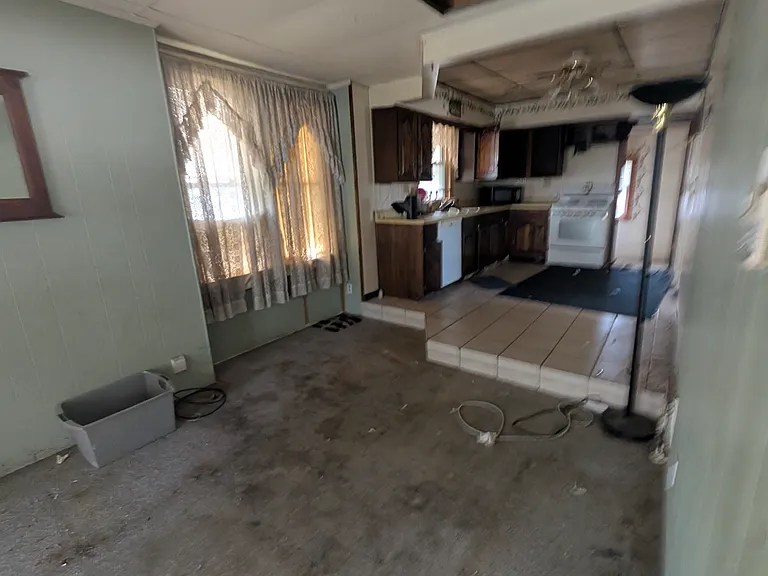 1108 E Arcadia Ave — Photo 39