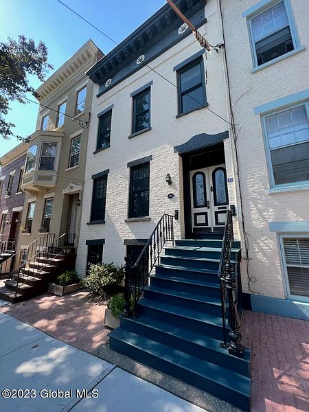 2nd image of 37 Dove Street