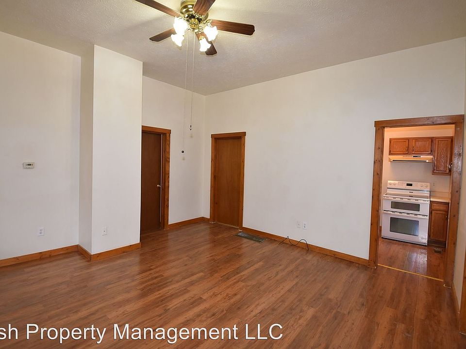 2nd image of 219 W Main St APT A