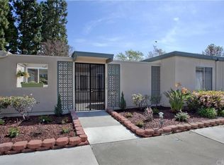206 Avenida Majorca UNIT B, Laguna Woods, CA 92637