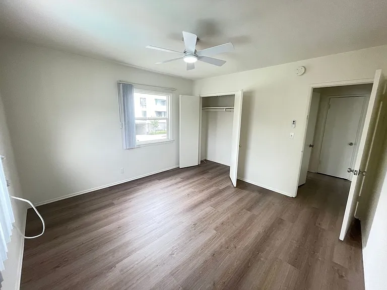 4265-4271 Coldwater Canyon Ave — Photo 13