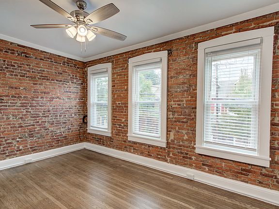 2nd image of 316 E Chestnut St #2