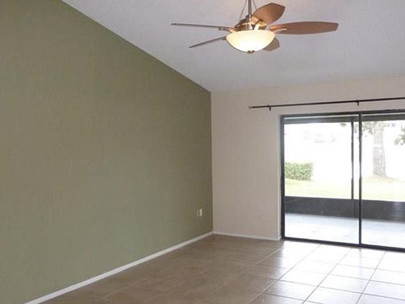 2nd image of 5326 Desmond Ln