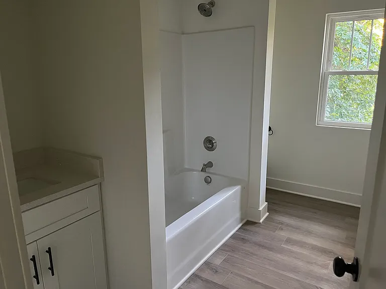 3349 Lakeside Pl — Photo 10