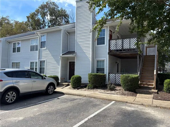 4101 Thalia Station Cir, Virginia Beach, VA 23452