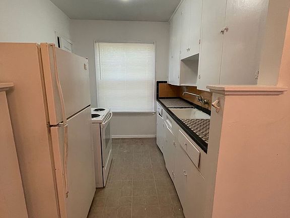 5th image of 1529 McDuff Ave S APT 4