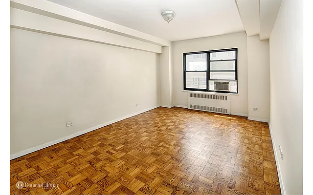 Rented by Douglas Elliman | media 22