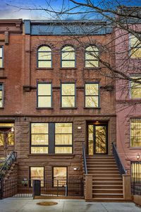 608 Saint Marks Ave FLOOR 2, Brooklyn, NY, 11216