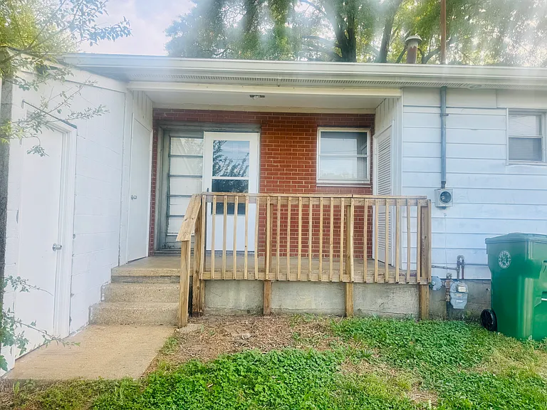 1216 W Leigh St — Photo 37