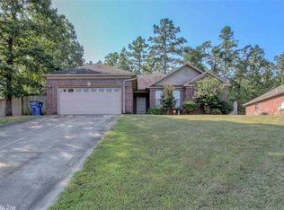 11 Park Ridge Dr, Maumelle, AR 72113
