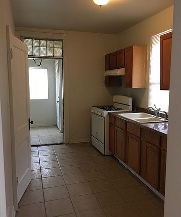 5th image of 8717 S Parnell Ave