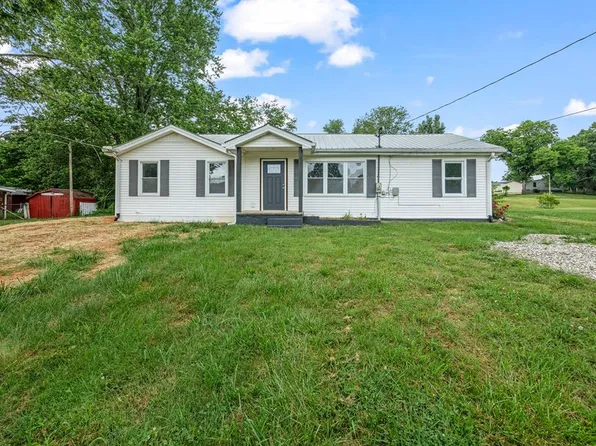 109 Ford St, Byrdstown, TN 38549