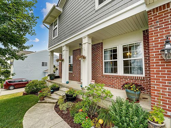 4th image of 468 N Church Dr