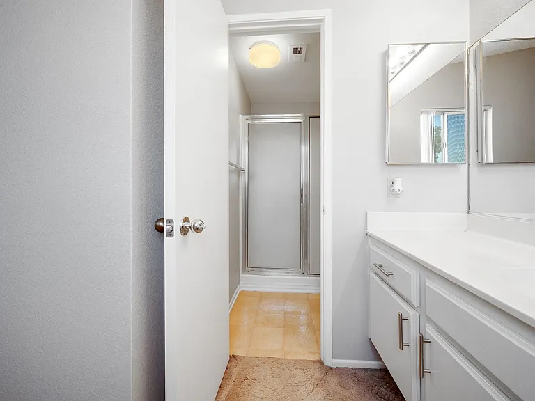 2571 W Orange Ave — Photo 28