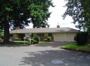 15262 NE Hoyt St, Portland, OR 97230