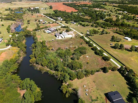 2nd image of 6401 Lois Ln Lot 10