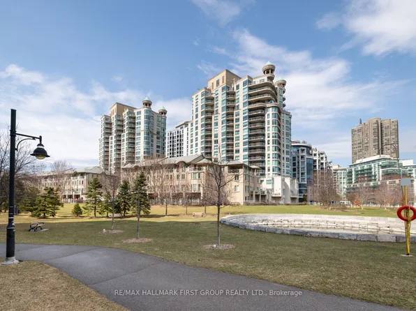 2111 Lake Shore Blvd W #705, Toronto, ON M8V 4B2