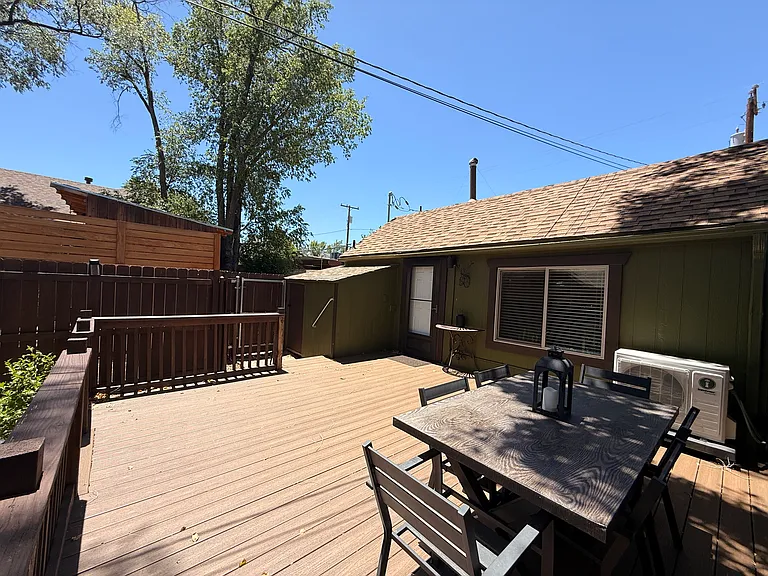 132 N Summit Ave — Photo 17