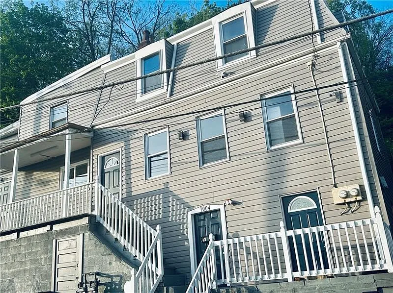 1004 Fritz St