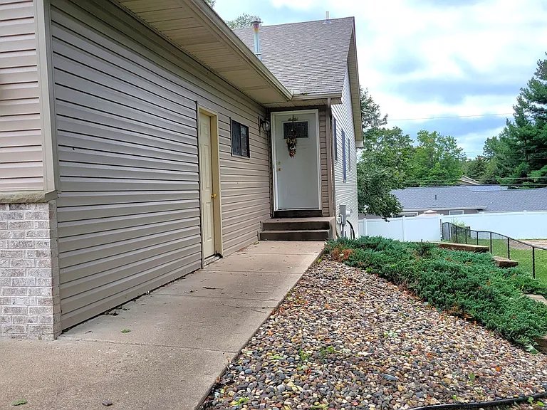 832 Laurel Ave #L — Photo 14