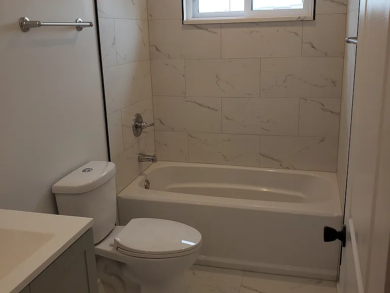 6252 N Harlem Ave #2E — Photo 7