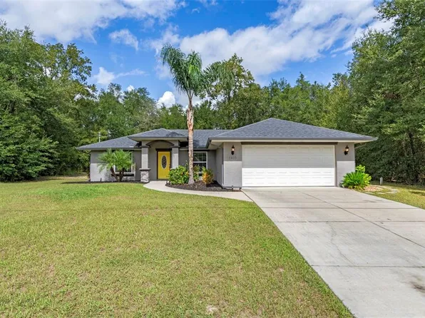 1405 W Adele Ct, Citrus Springs, FL 34434