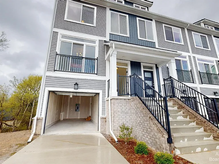 2725 Bristol Ridge Dr — Photo 33