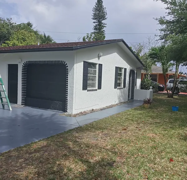 671 SW 28th Way — Photo 8