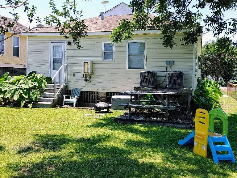 5765 Cameron Blvd — Photo 11