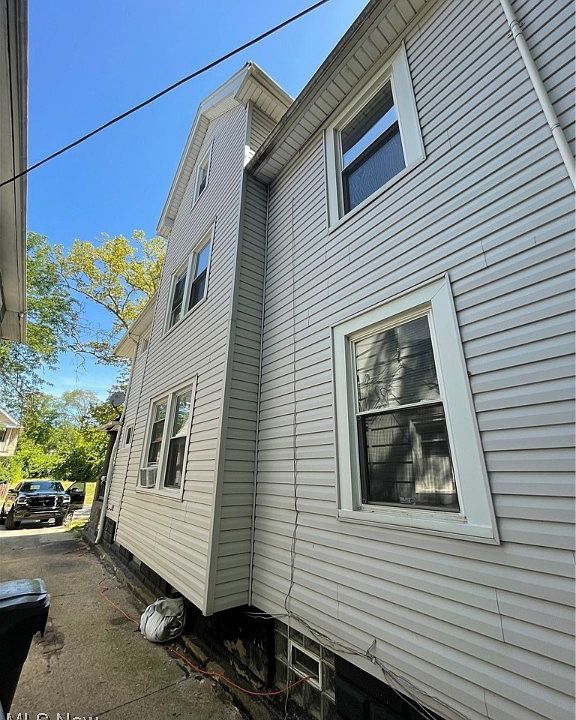 9710 Lamontier Ave, Cleveland, OH 44104 | Zillow