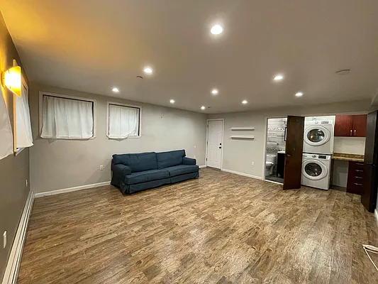 Rented by Highline Residential | media 18