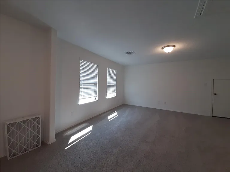 16568 Moss Ln — Photo 17