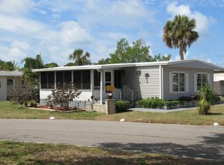938 Kenoma W, Venice, FL 34285
